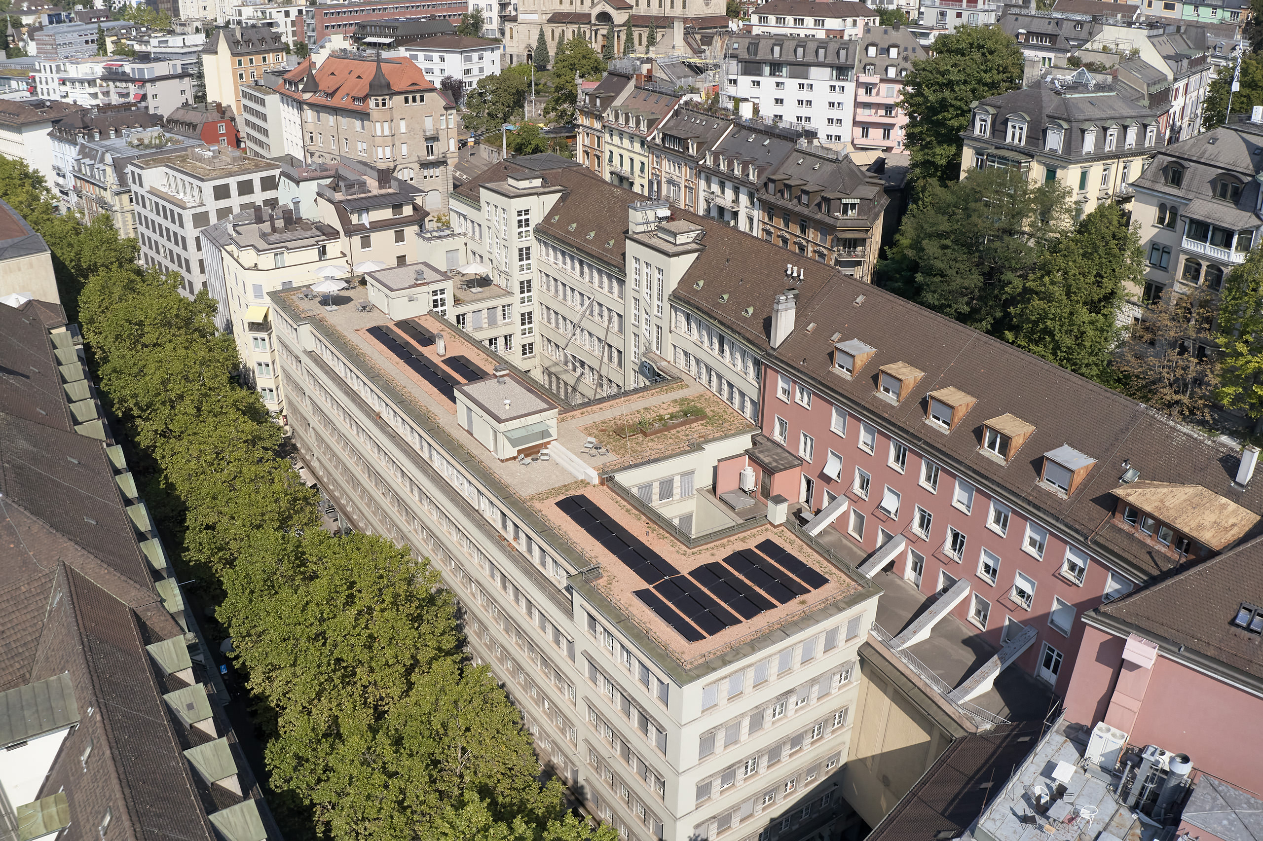Dachterrasse Stampfenbachstrasse 12-14